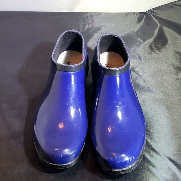 NOMAD WOMEN"S DRIP SHINY RAIN CLOG - Picture 2 of 15